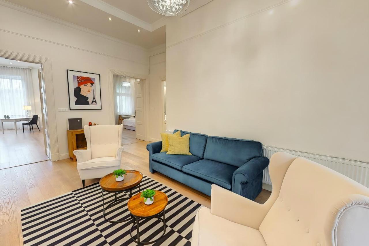 Romantic Riverview Bestern Σέγκεντ Εξωτερικό φωτογραφία